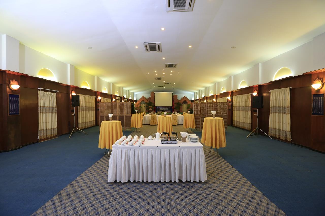 Kma Bagan Hotel Экстерьер фото