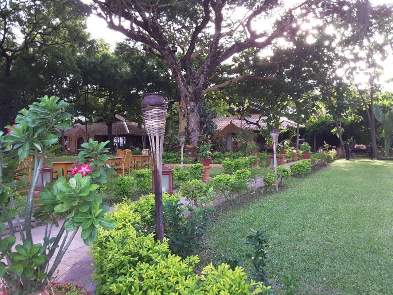 Bagan Hotel River View Экстерьер фото